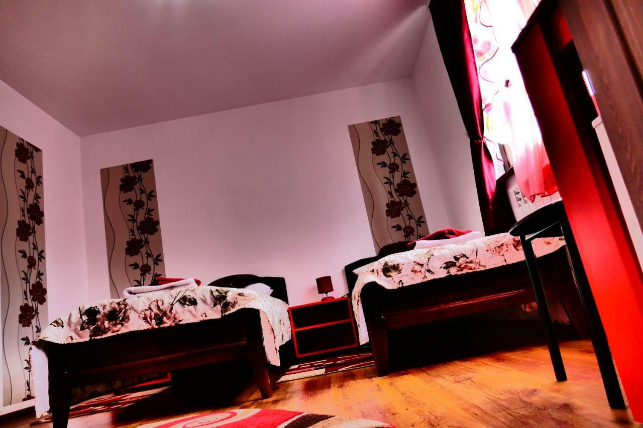 Pensiunea Roua Florilor Otel Anina Dış mekan fotoğraf