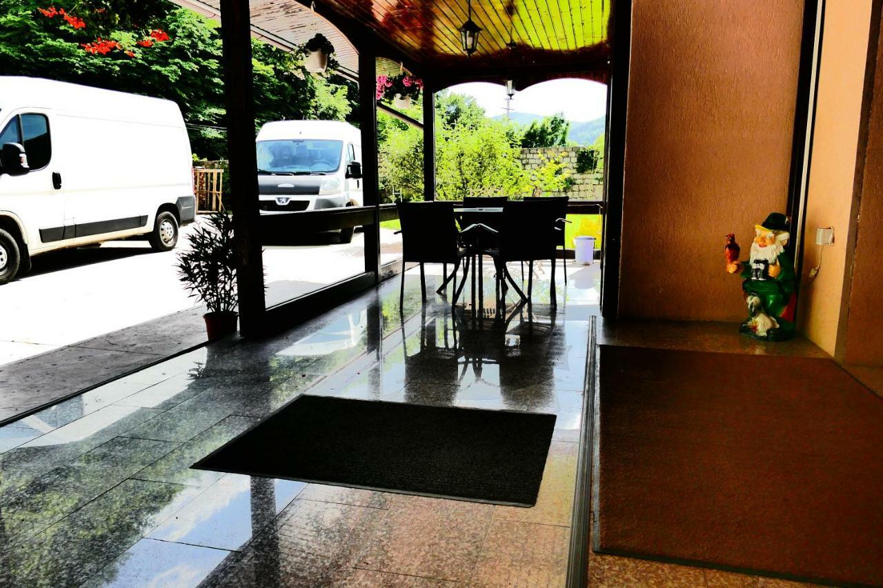 Pensiunea Roua Florilor Otel Anina Dış mekan fotoğraf