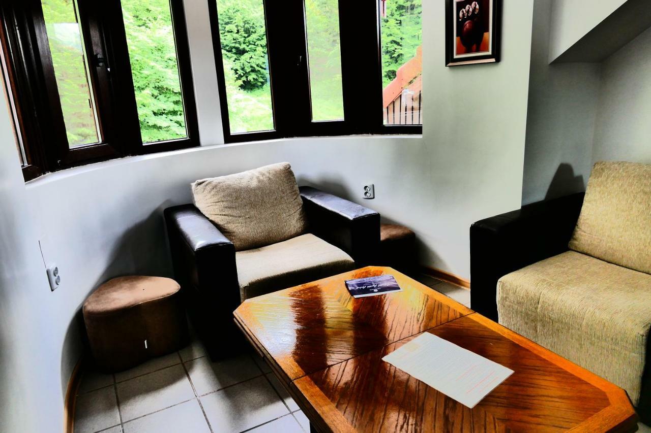 Pensiunea Roua Florilor Otel Anina Dış mekan fotoğraf
