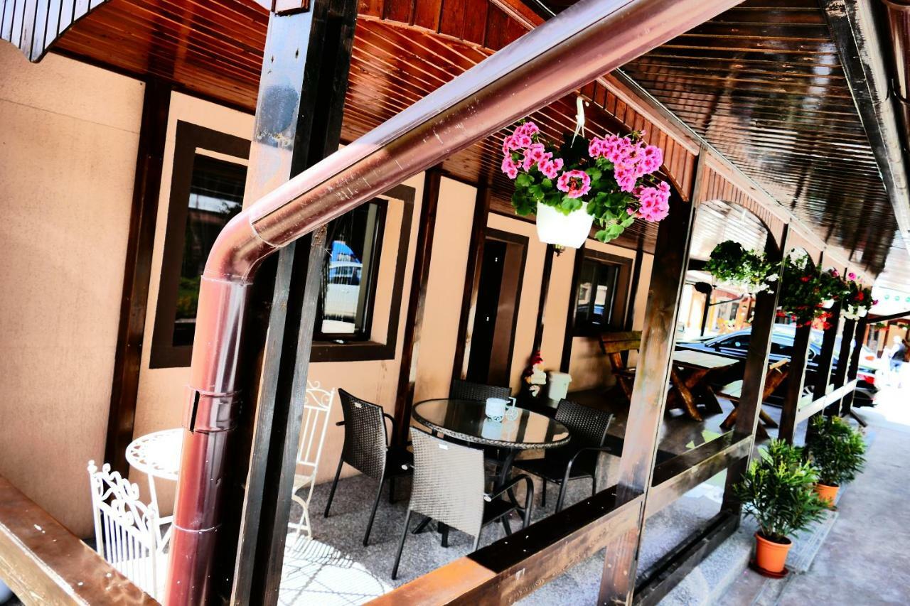 Pensiunea Roua Florilor Otel Anina Dış mekan fotoğraf