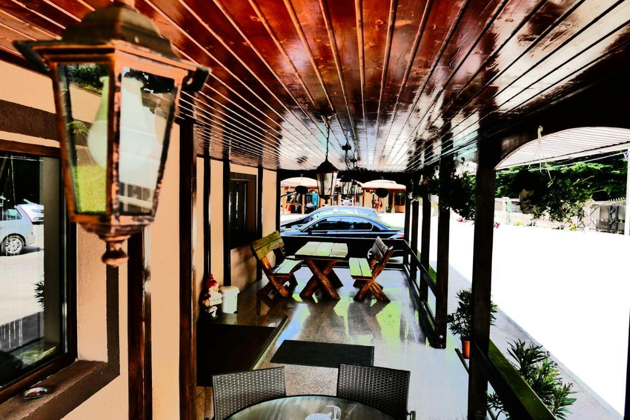 Pensiunea Roua Florilor Otel Anina Dış mekan fotoğraf